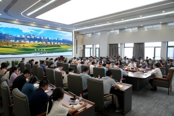 钱龙配资 省林业局举办第三期“森度思考 林青讲堂”学习交流活动